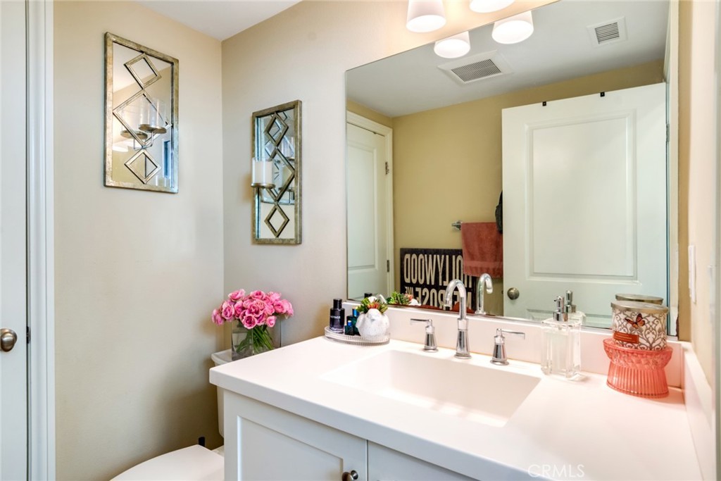 161 Working Ranch Irvine, CA 92602 - Photo 10 of 33 Half-bath on first floor