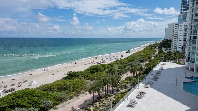 $829,000 | 7135 Collins Avenue, Unit 1126, Miami Beach, FL 33141