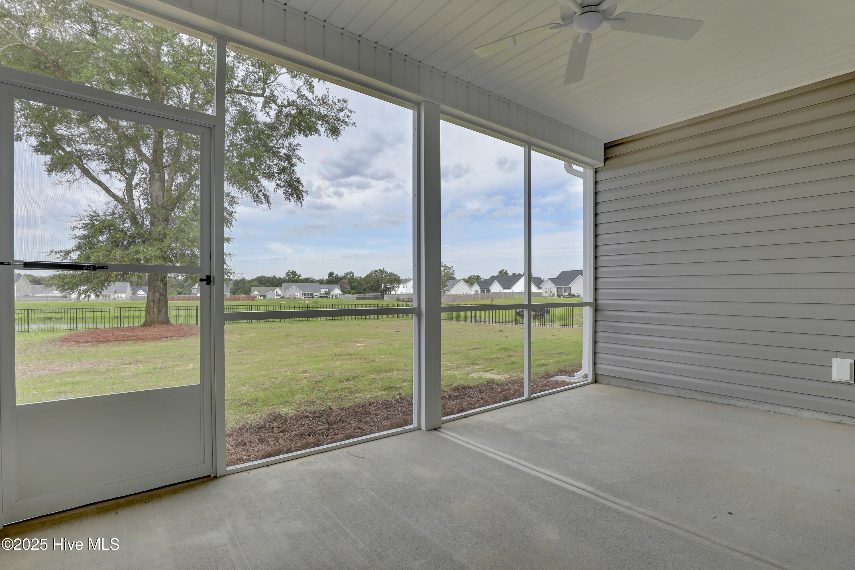 74 Talbert Drive Rocky Point, NC 28457 - Photo 28 of 45 6G8A7701