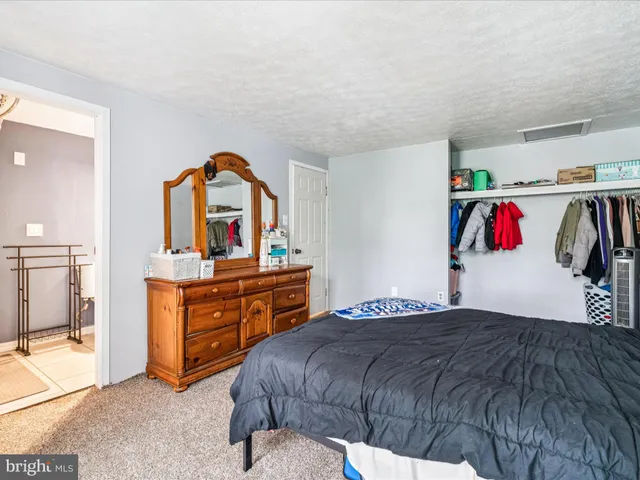 $429,900 | 7109 Emerald Court, Middletown, MD 21769