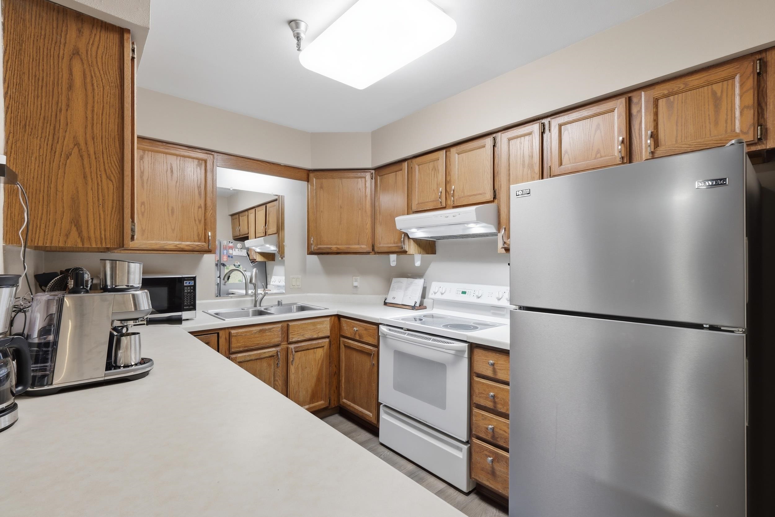 340 North Allen Street, Unit 9 Madison, WI 53726 - Photo 14 of 40