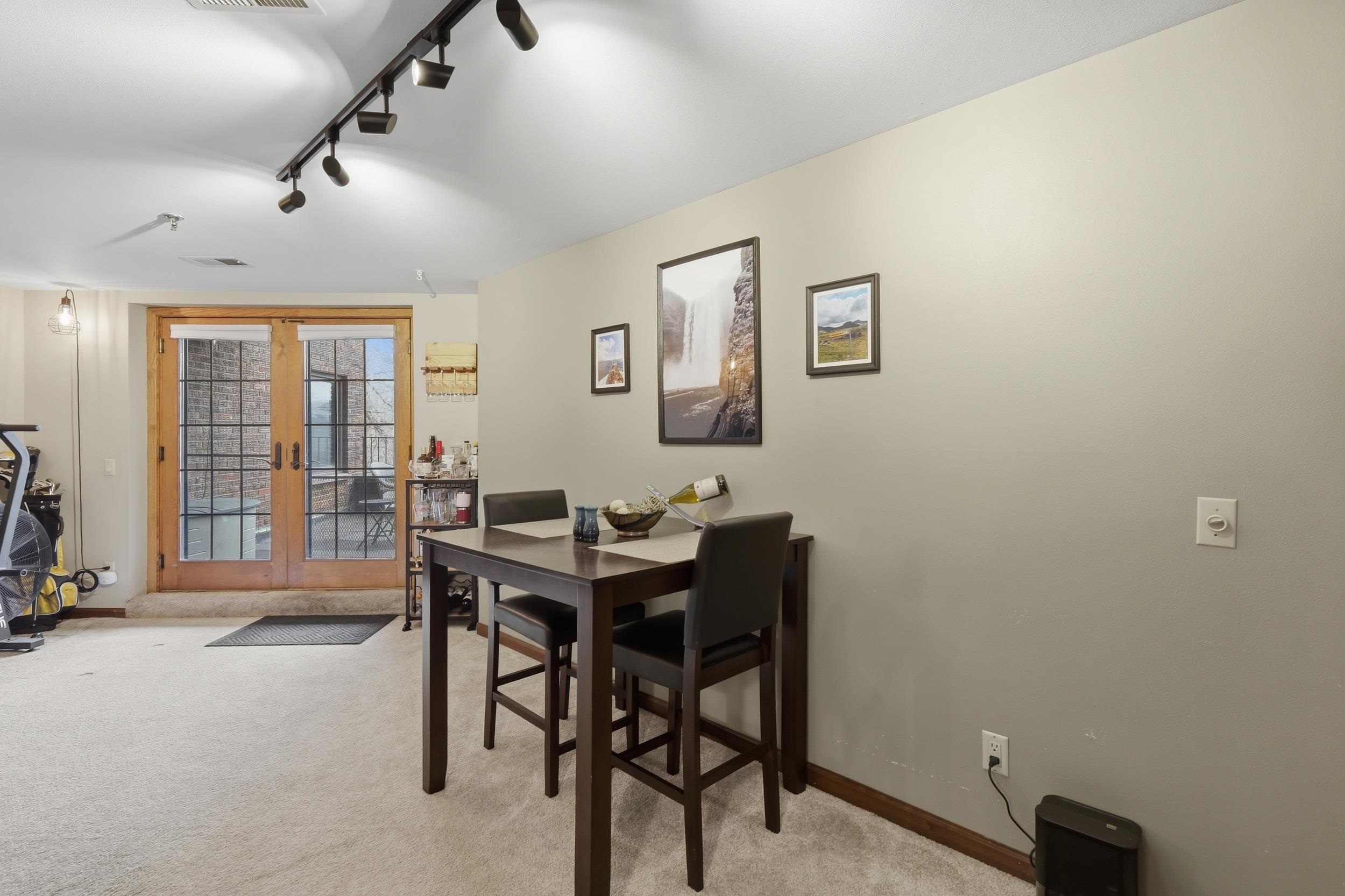 340 North Allen Street, Unit 9 Madison, WI 53726 - Photo 19 of 40