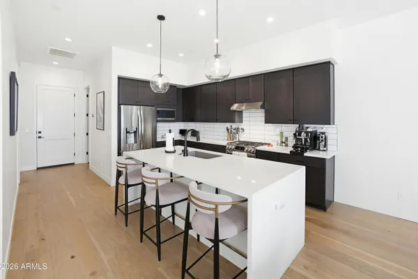 $685,000 | 5151 North 13th Place, Unit 5, Phoenix, AZ 85014