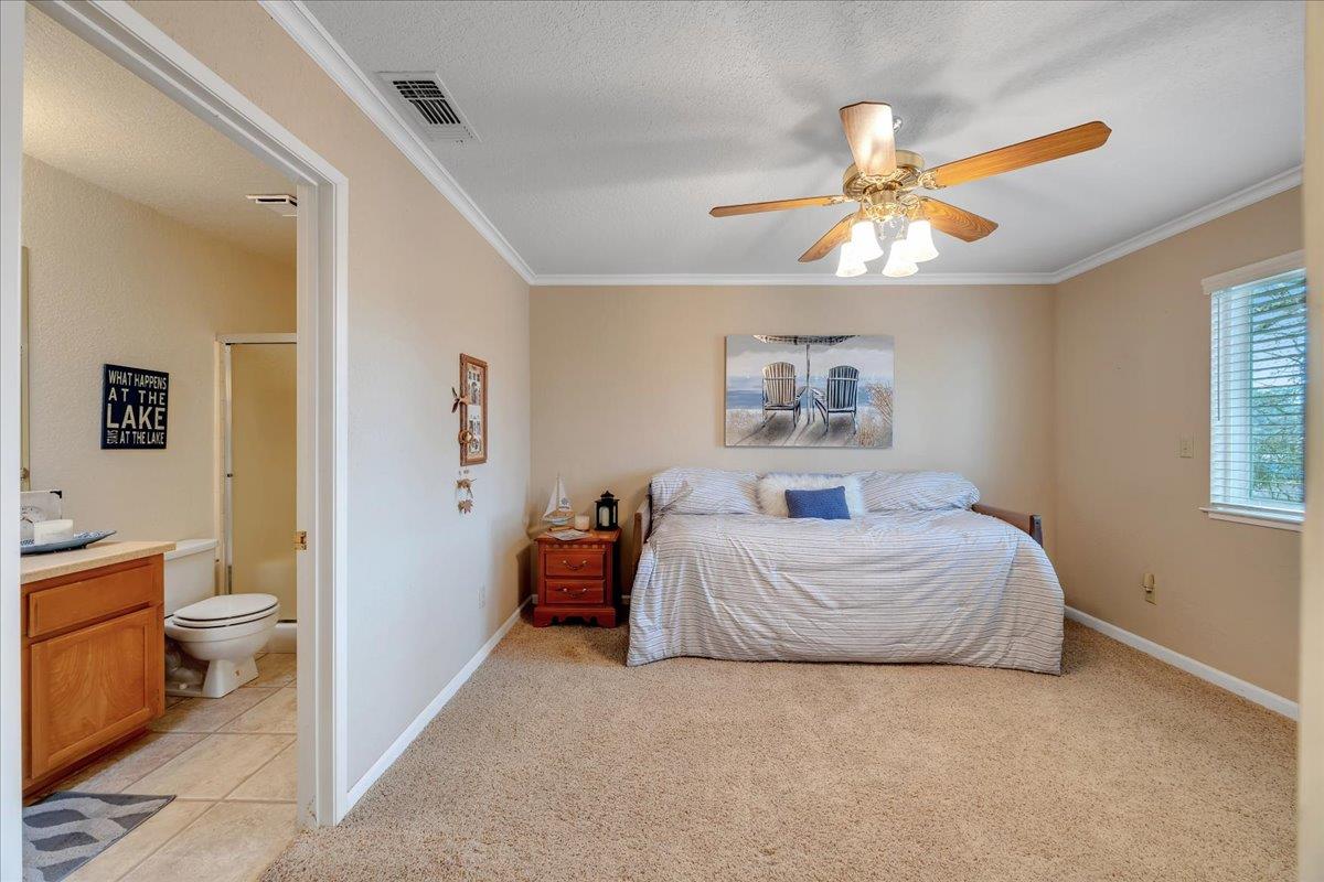 342 Poker Flat Road, Unit 239 Copperopolis, CA 95228 - Photo 38 of 72 Large primary bedroom # 3 with en-suite bath.