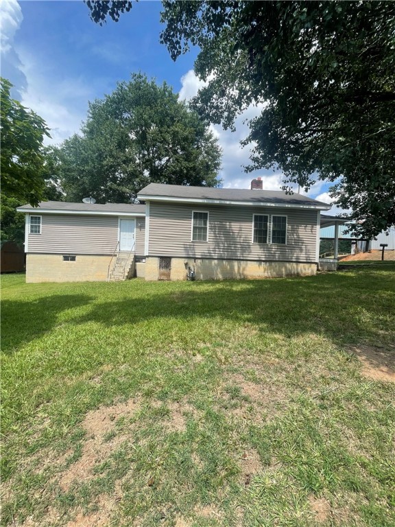 313 Lakeside Drive Westminster, SC 29693 - Photo 2 of 18