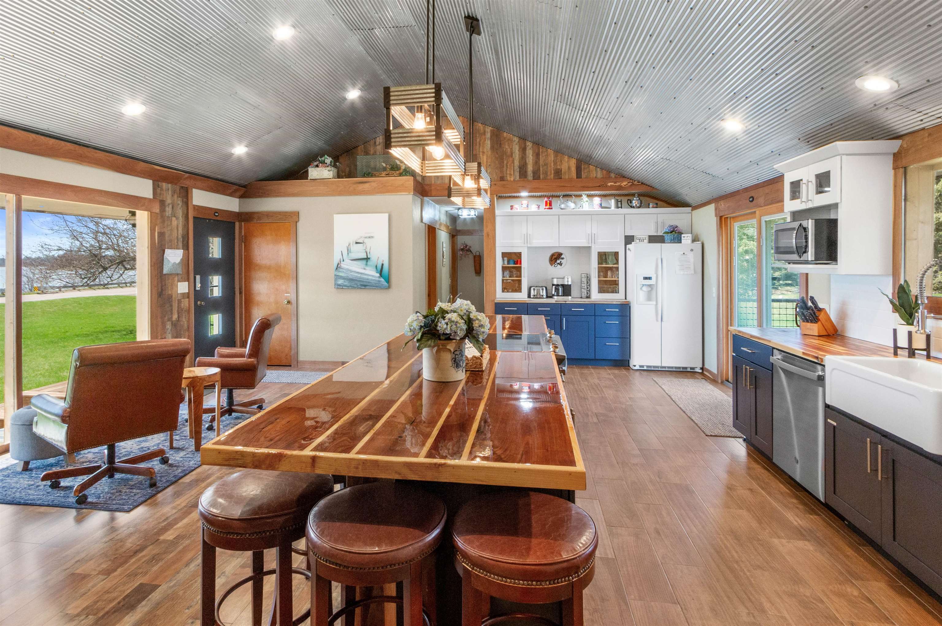 114 County Rd Z Nekoosa, WI 54457 - Photo 5 of 33