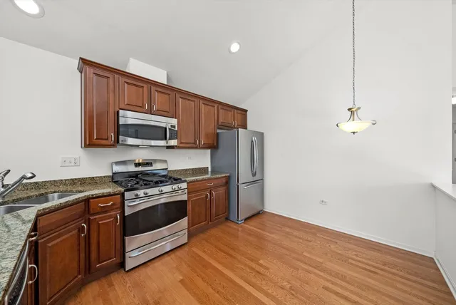 $340,000 | 14121 John Humphrey Drive, Orland Park, IL 60462