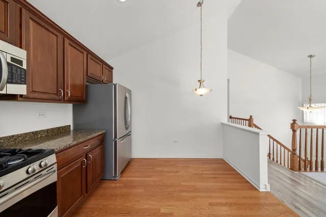 $340,000 | 14121 John Humphrey Drive, Orland Park, IL 60462