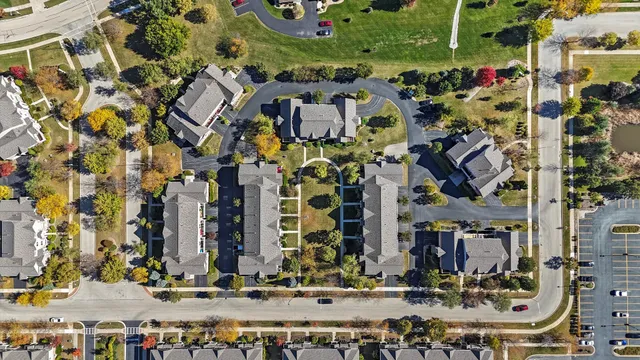 $340,000 | 14121 John Humphrey Drive, Orland Park, IL 60462