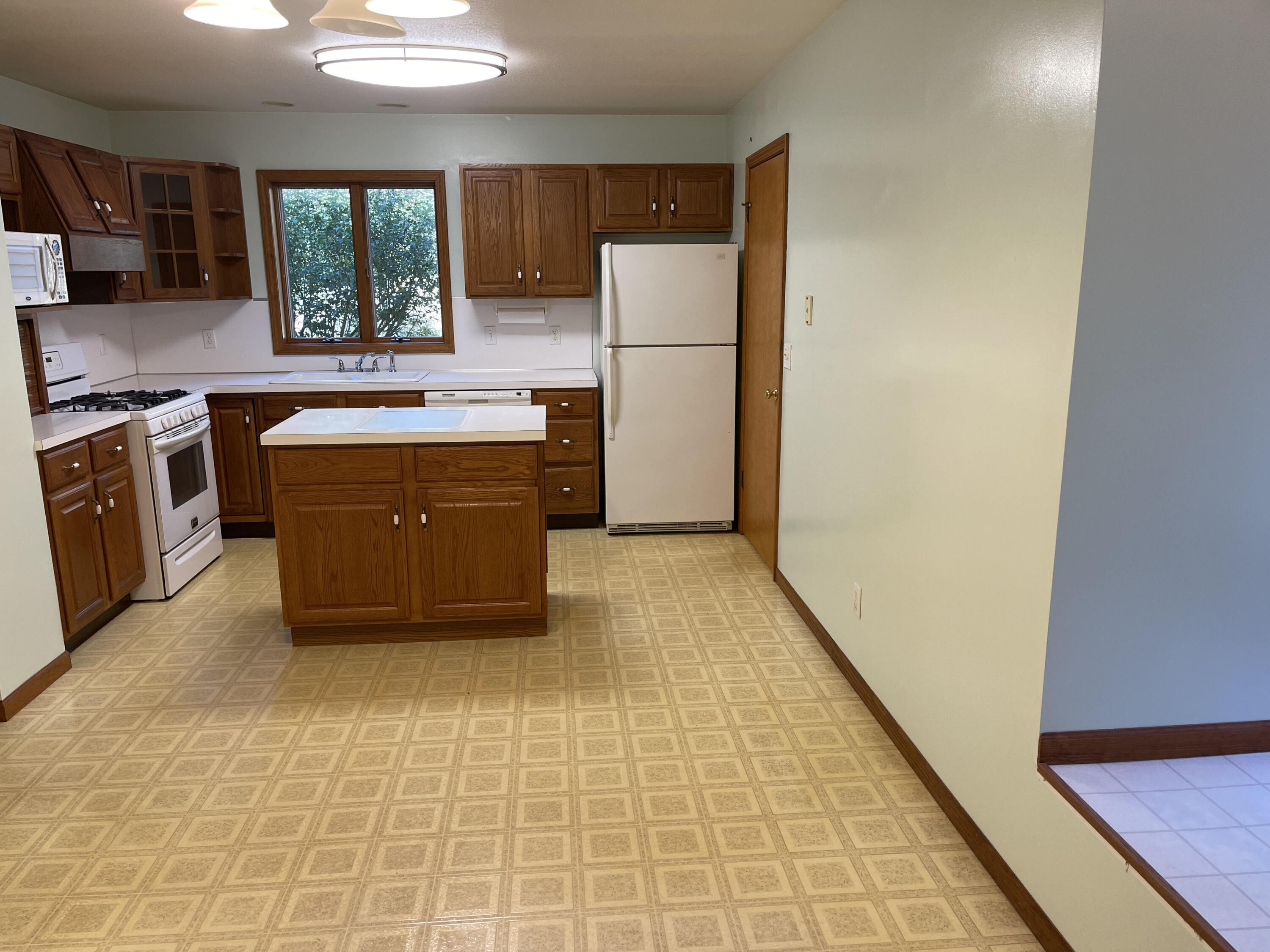 2680 Brunswick Road Holton, MI 49425 - Photo 7 of 45 KItchen 1