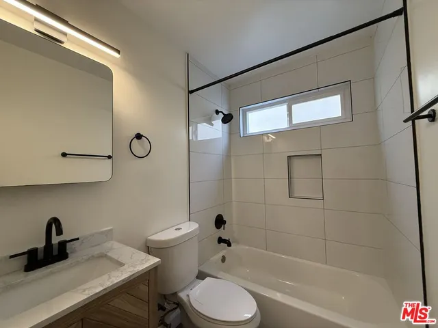 $2,850 | 11543 Venice Blvd., Unit 2, Los Angeles, CA 90066