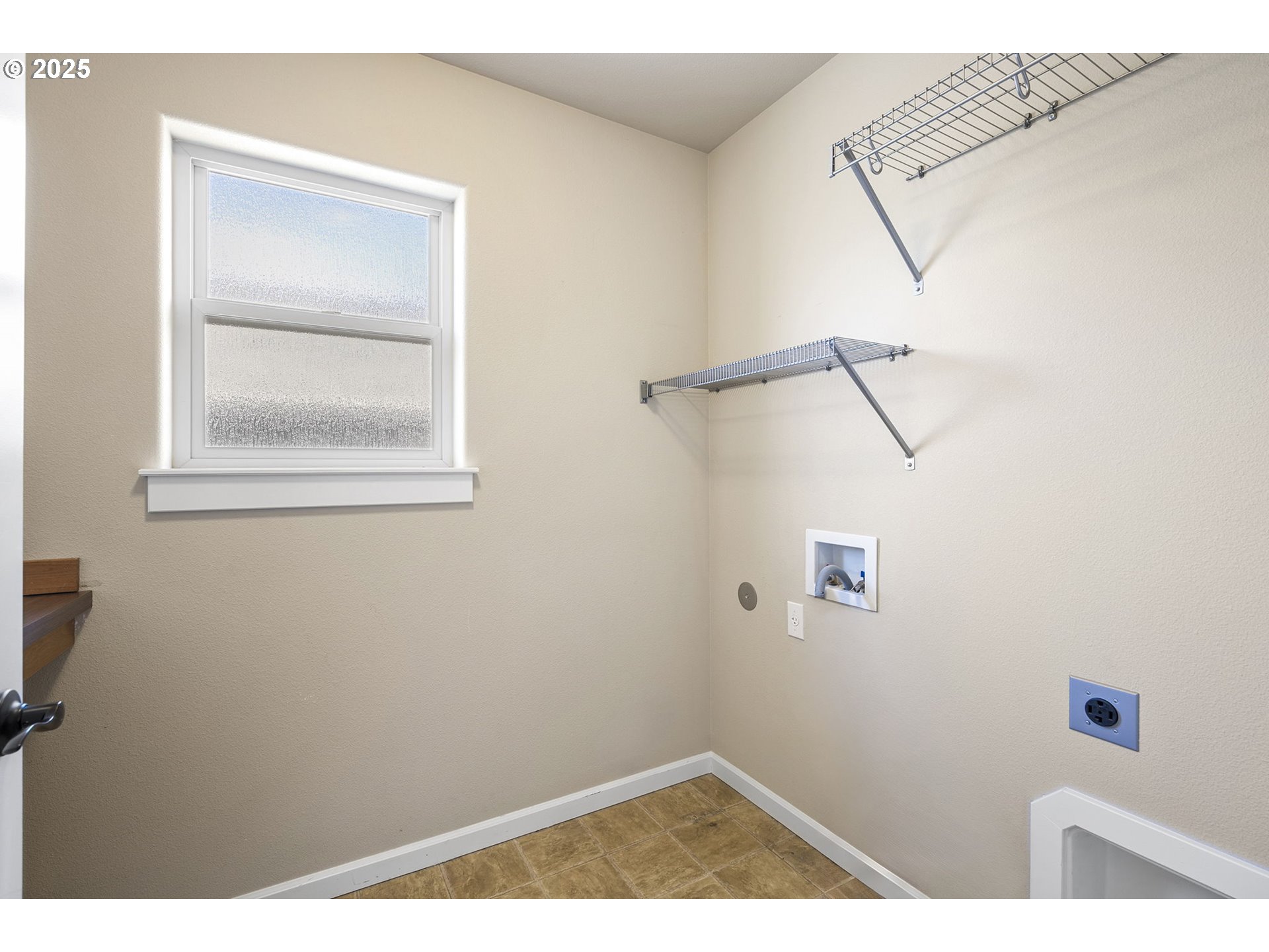 20745 Comet Lane Bend, OR 97701 - Photo 21 of 48