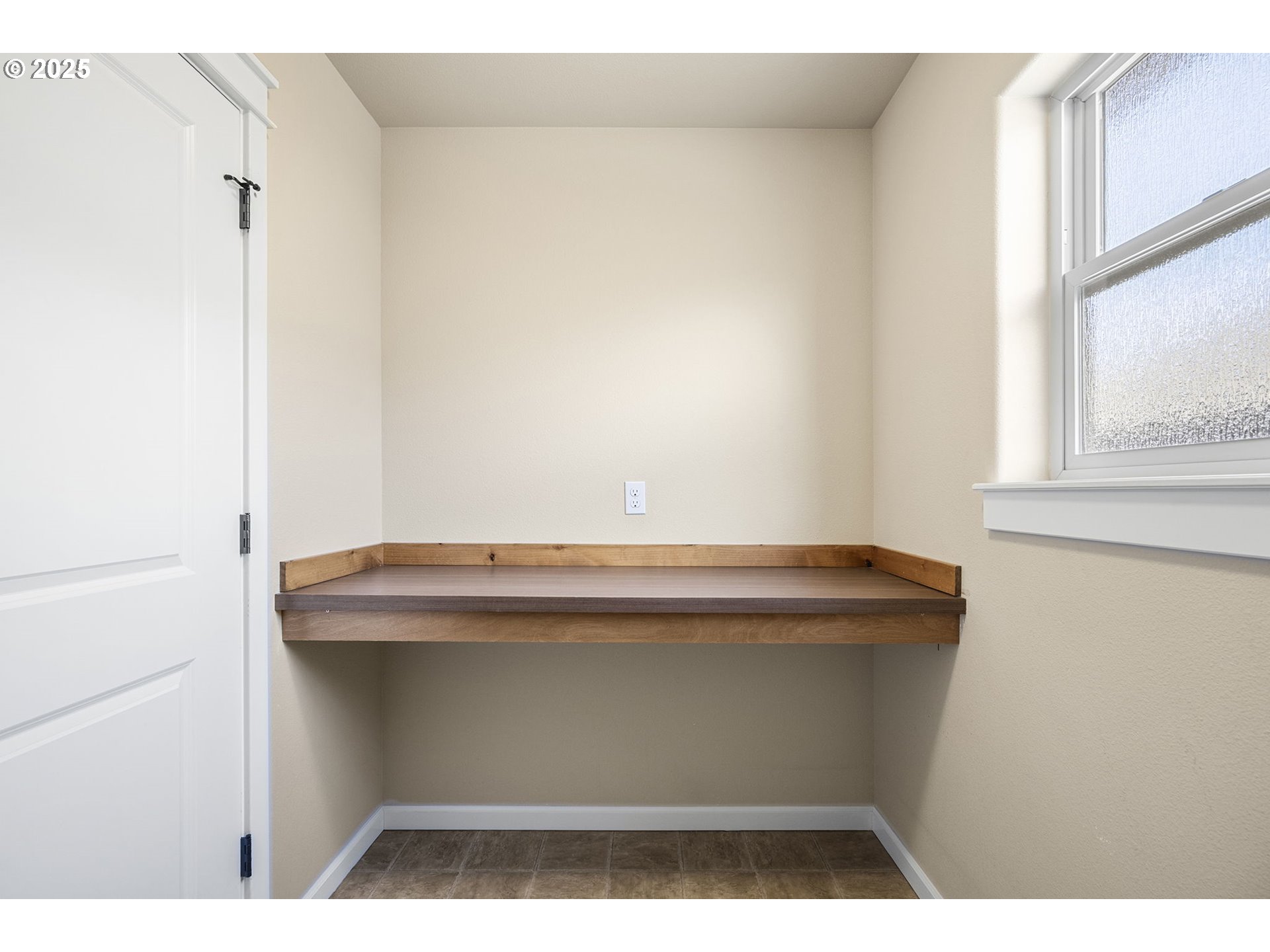 20745 Comet Lane Bend, OR 97701 - Photo 22 of 48