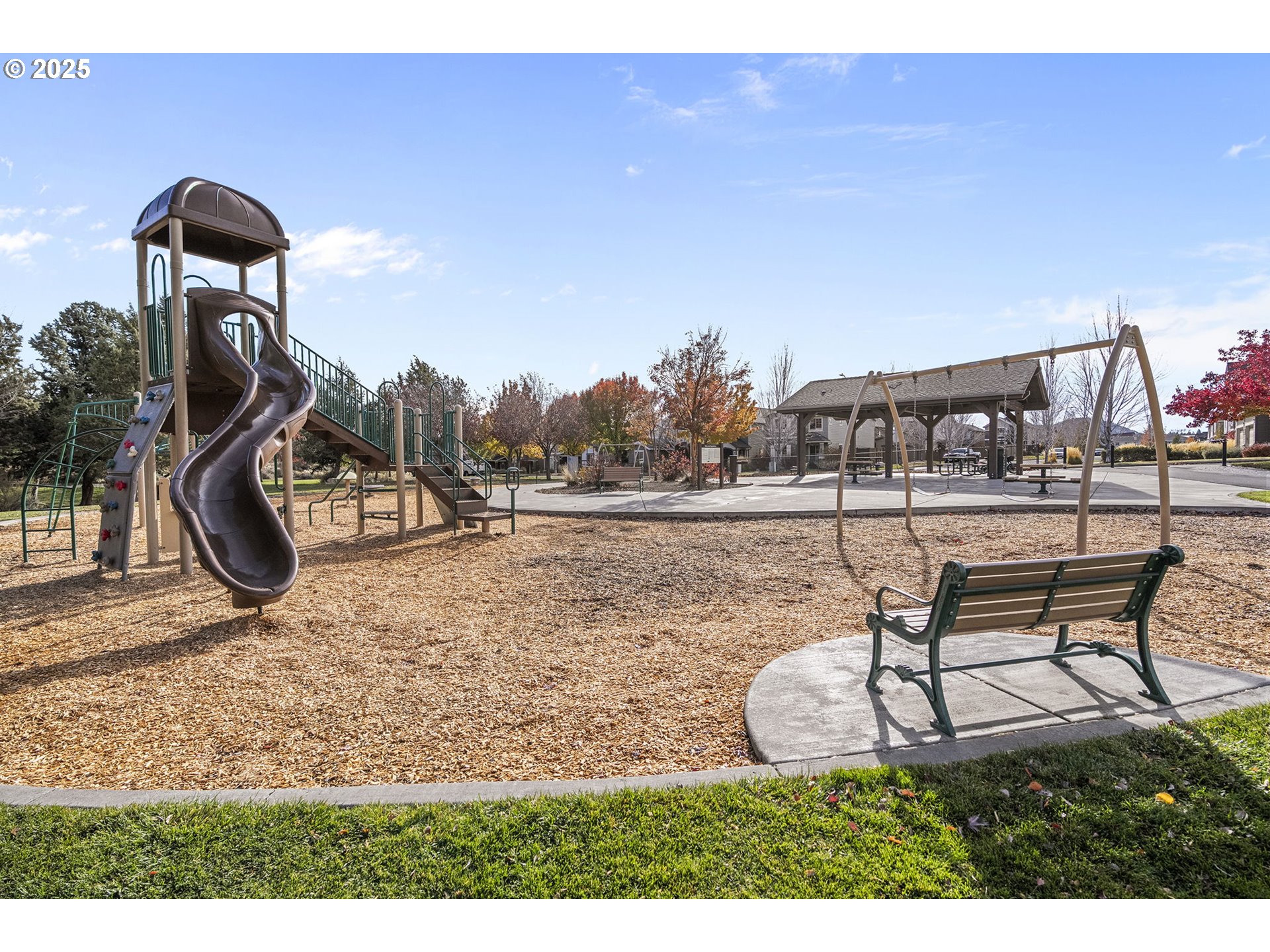 20745 Comet Lane Bend, OR 97701 - Photo 32 of 48