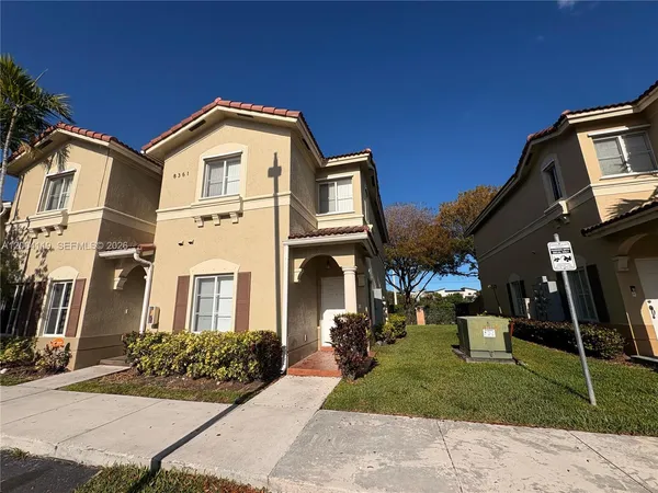 $3,450 | 8361 Northwest 107th Court, Unit 823, Doral, FL 33178