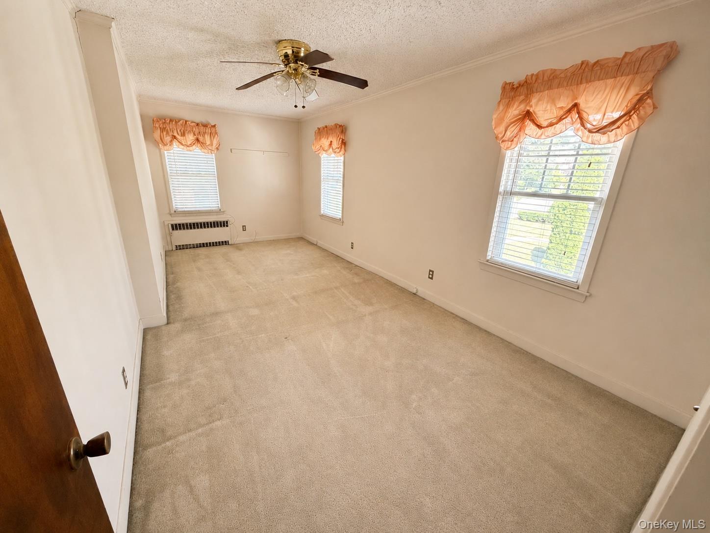 118 Gaylor Road Scarsdale, NY 10583 - Photo 7 of 14