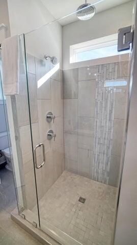 181 Valdare Ln Inlet Beach Inlet Beach, FL 32461 - Photo 13 of 32 a bathroom with a shower