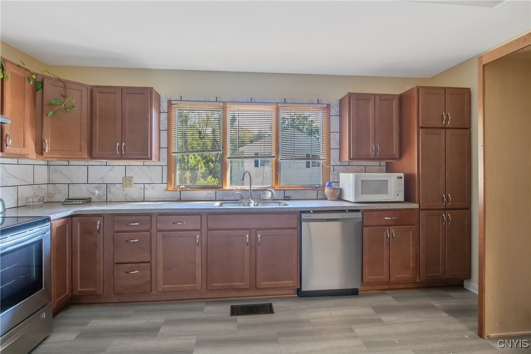 871 Oneida Street Fulton, NY 13069 - Photo 22 of 29