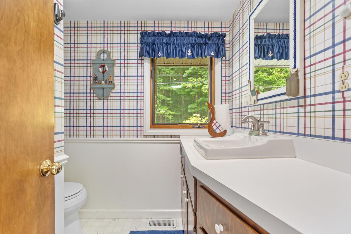128 Wilmin Road Quincy, MI 49082 - Photo 27 of 38 128-Wilmin_021