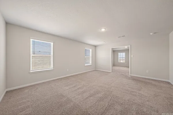 $2,495 | 10391 Obernai Path, Schertz, TX 78154