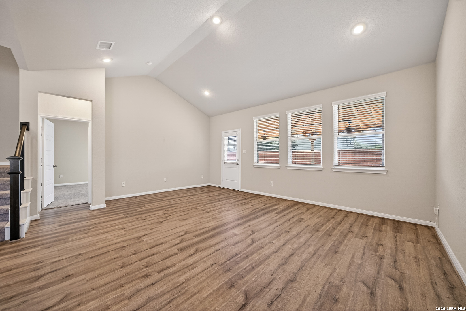 10391 Obernai Path Schertz, TX 78154 - Photo 6 of 36