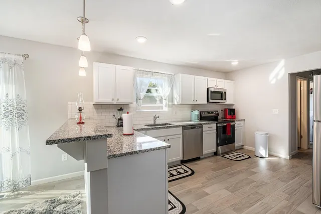 $339,900 | 7859 Sierra Drive, Belding, MI 48809