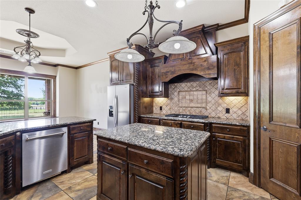 1453 Whitley Road Keller, TX 76248 - Photo 17 of 36