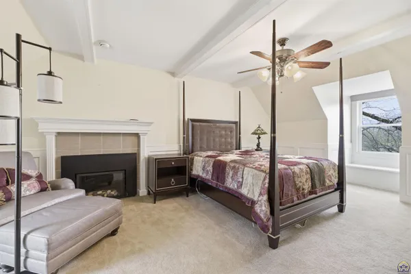 $575,000 | 2746 Southwest MacVicar Avenue, Topeka, KS 66611