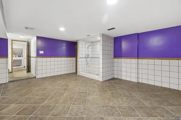 $575,000 | 2746 Southwest MacVicar Avenue, Topeka, KS 66611