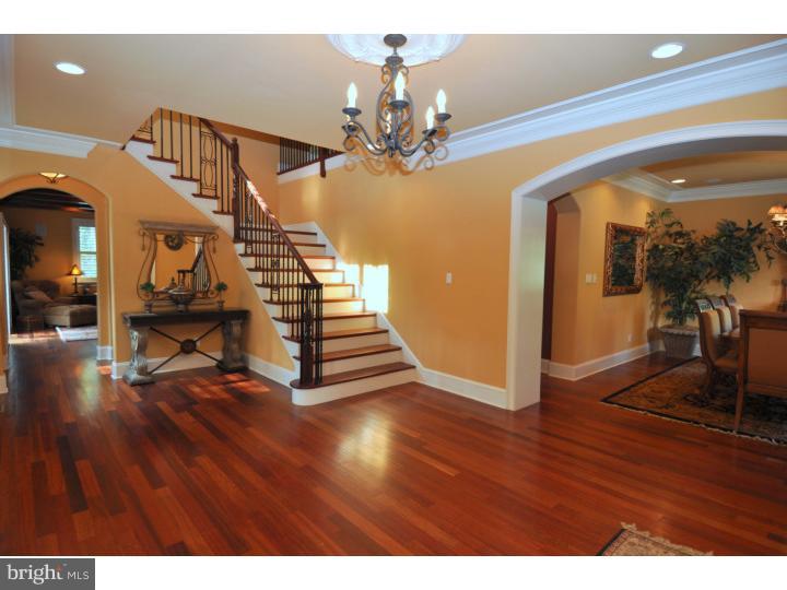 316 Chamounix Road Wayne, PA 19087 - Photo 2 of 14 Foyer