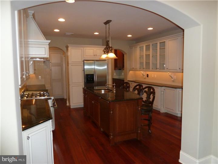 316 Chamounix Road Wayne, PA 19087 - Photo 7 of 14 Kitchen