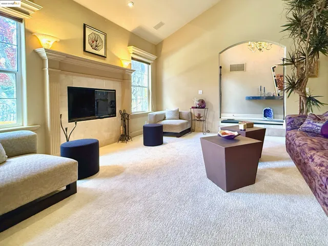 $2,950,000 | 78 Scenic Drive, Orinda, CA 94563