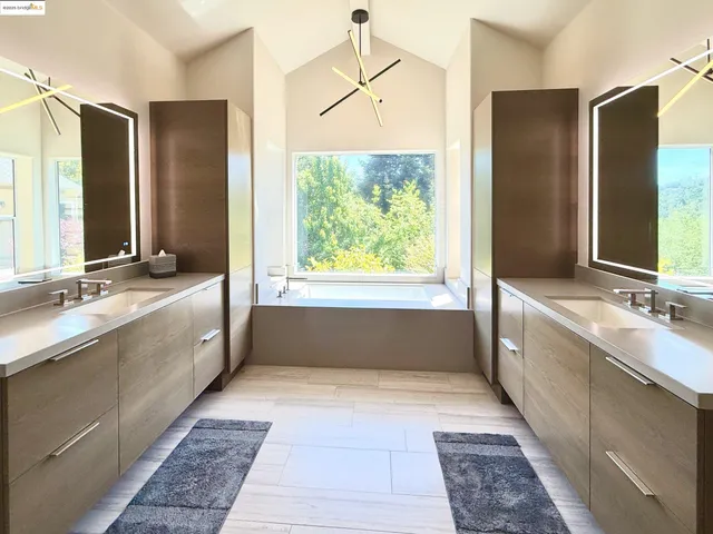 $2,950,000 | 78 Scenic Drive, Orinda, CA 94563