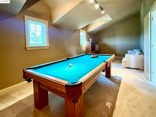 $2,950,000 | 78 Scenic Drive, Orinda, CA 94563