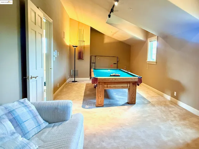 $2,950,000 | 78 Scenic Drive, Orinda, CA 94563