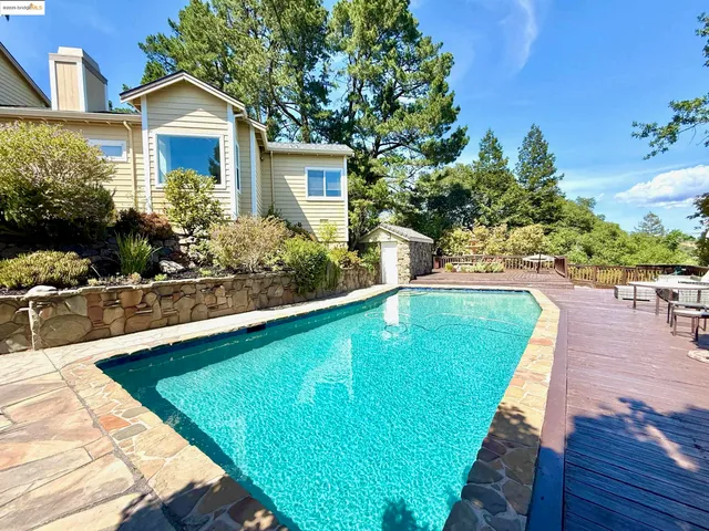 $2,950,000 | 78 Scenic Drive, Orinda, CA 94563