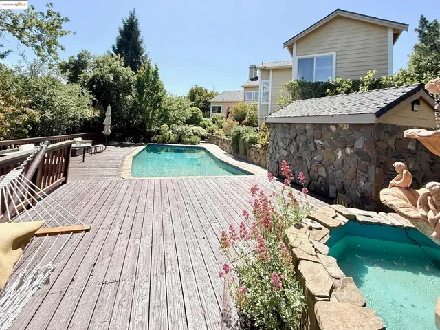 $2,950,000 | 78 Scenic Drive, Orinda, CA 94563