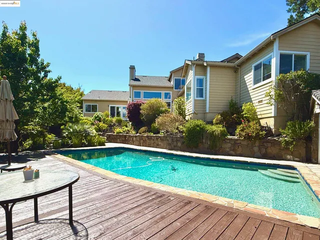 $2,950,000 | 78 Scenic Drive, Orinda, CA 94563