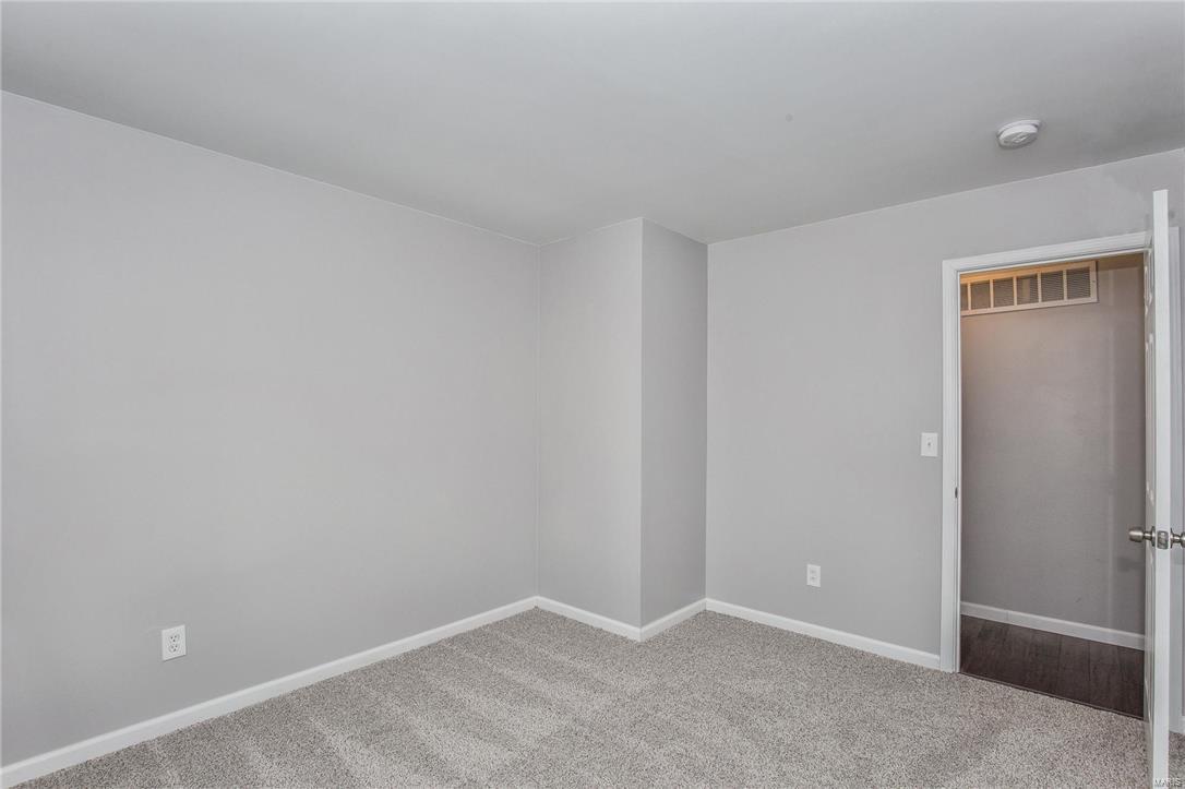 9 Tree Hill Court Ballwin, MO 63021 - Photo 22 of 34 Gallery Image 22