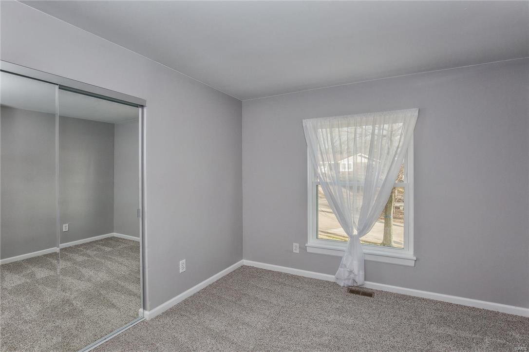 9 Tree Hill Court Ballwin, MO 63021 - Photo 23 of 34 Gallery Image 23