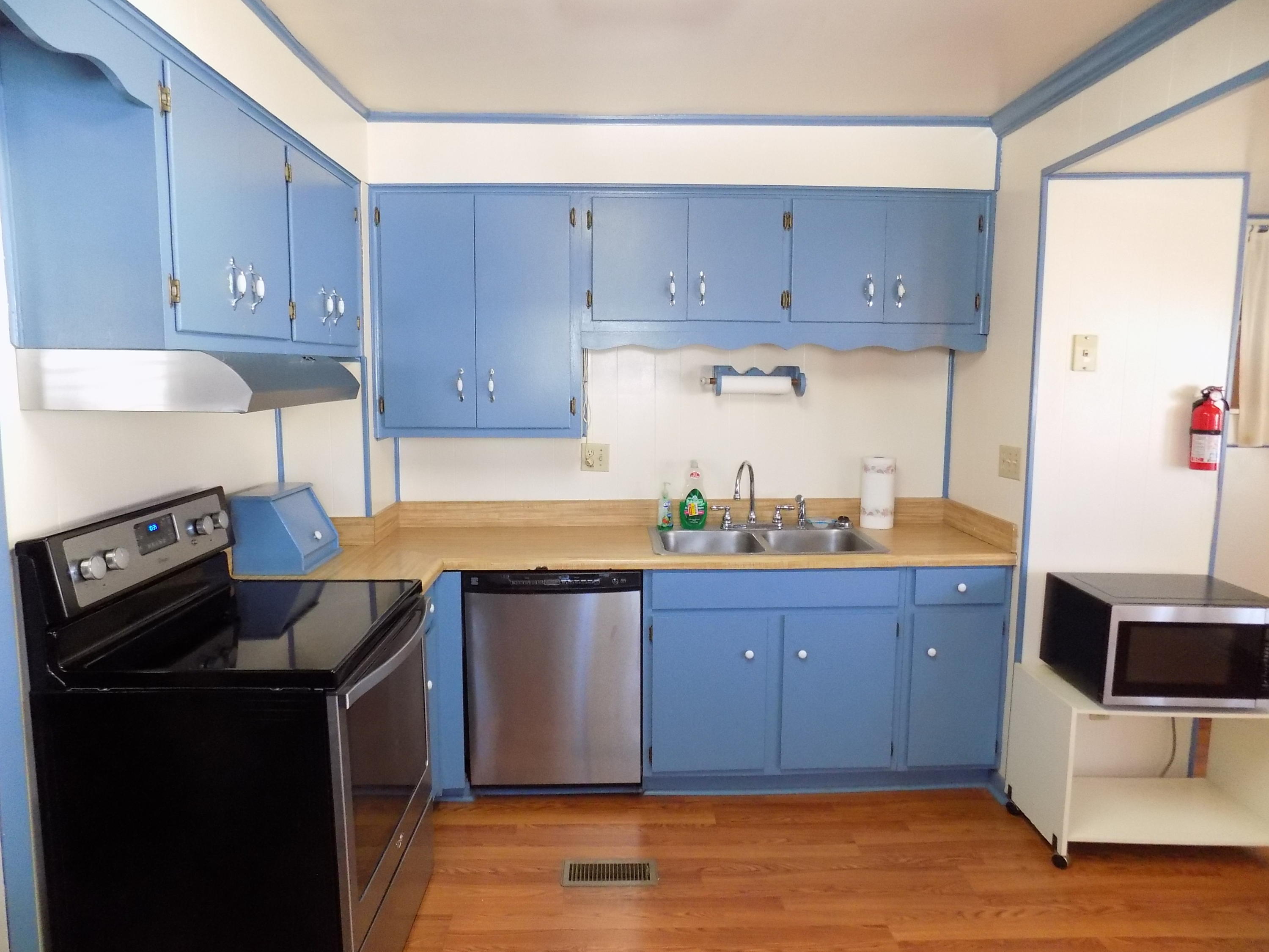 1521 Edgewood Avenue Springfield, OH 45503 - Photo 3 of 31