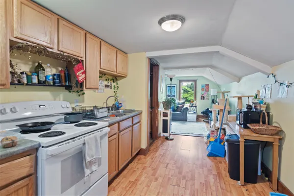 $557,000 | 43 Cedar Street, Burlington, VT 05401