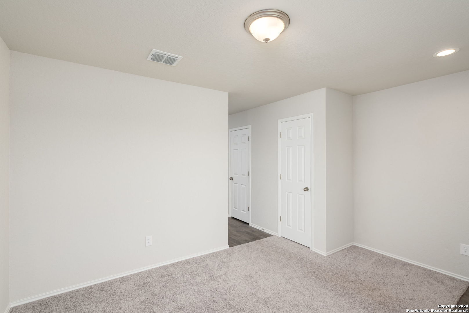 3619 Storm Moon Converse, TX 78109 - Photo 6 of 28