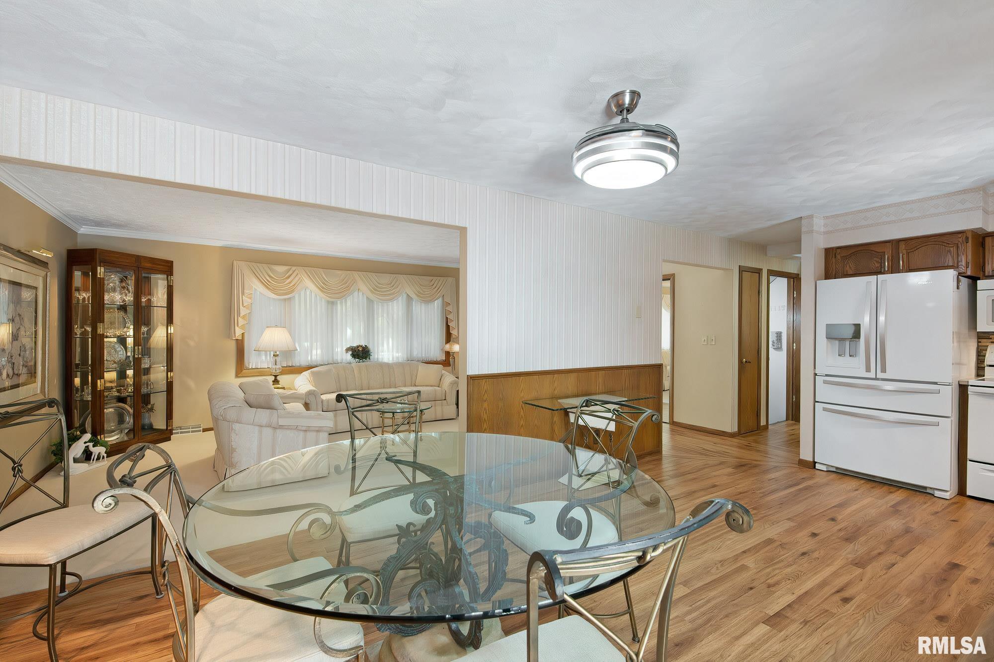 2736 47th St Court Rock Island, IL 61201 - Photo 11 of 36