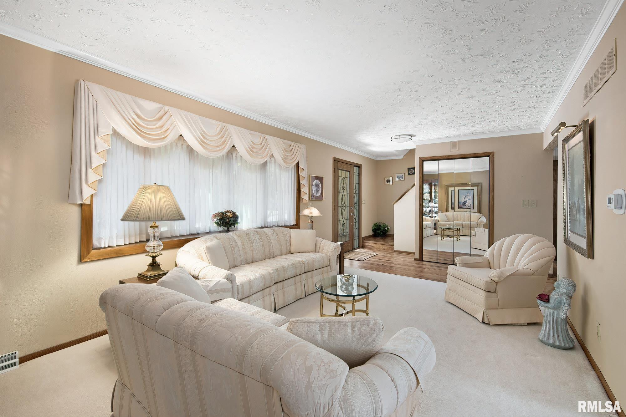 2736 47th St Court Rock Island, IL 61201 - Photo 12 of 36