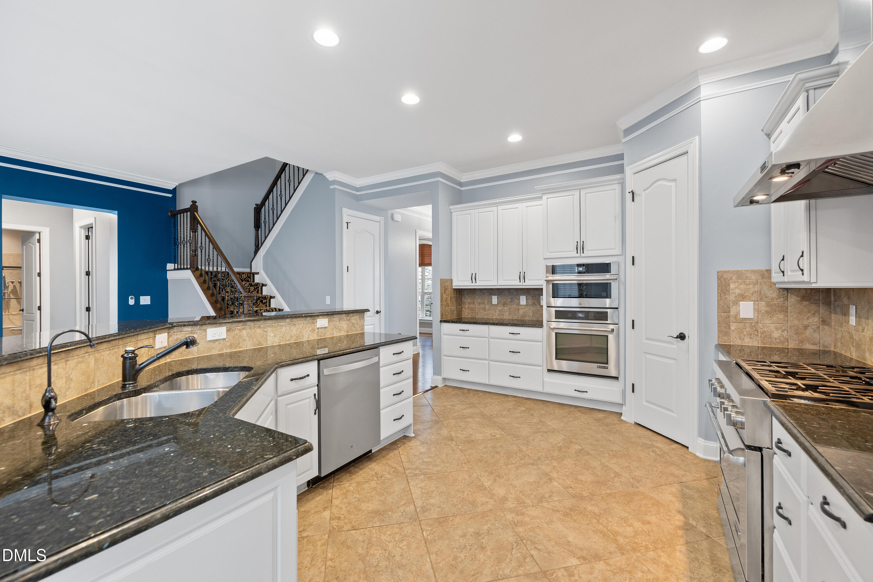 9844 Derbton Court Raleigh, NC 27617 - Photo 18 of 63 16-9844 Derbton Ct_7307