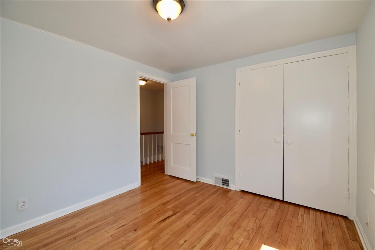 417 Moross Road Grosse Pointe Farms, MI 48236 - Photo 15 of 24