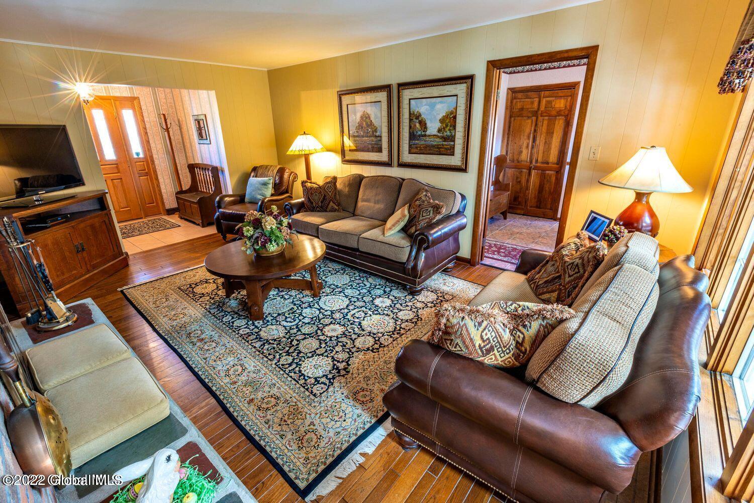 274 Golf Course Road Amsterdam, NY 12010 - Photo 15 of 32 1500x1000-2
