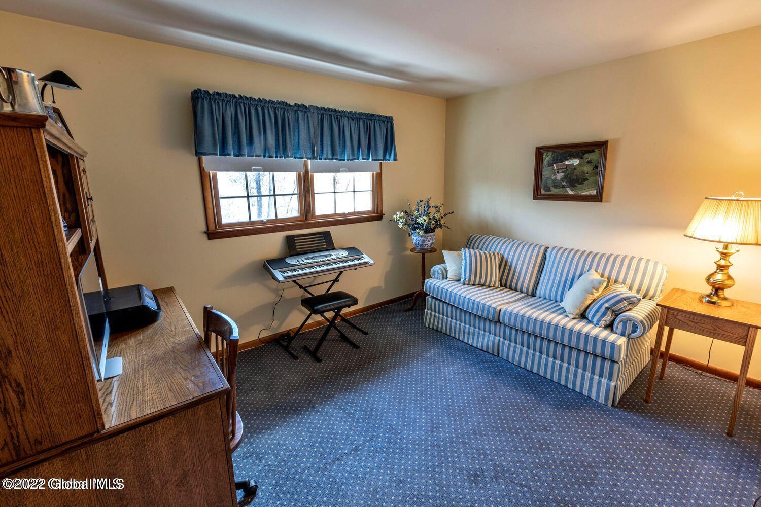 274 Golf Course Road Amsterdam, NY 12010 - Photo 30 of 32 1500x1000-19