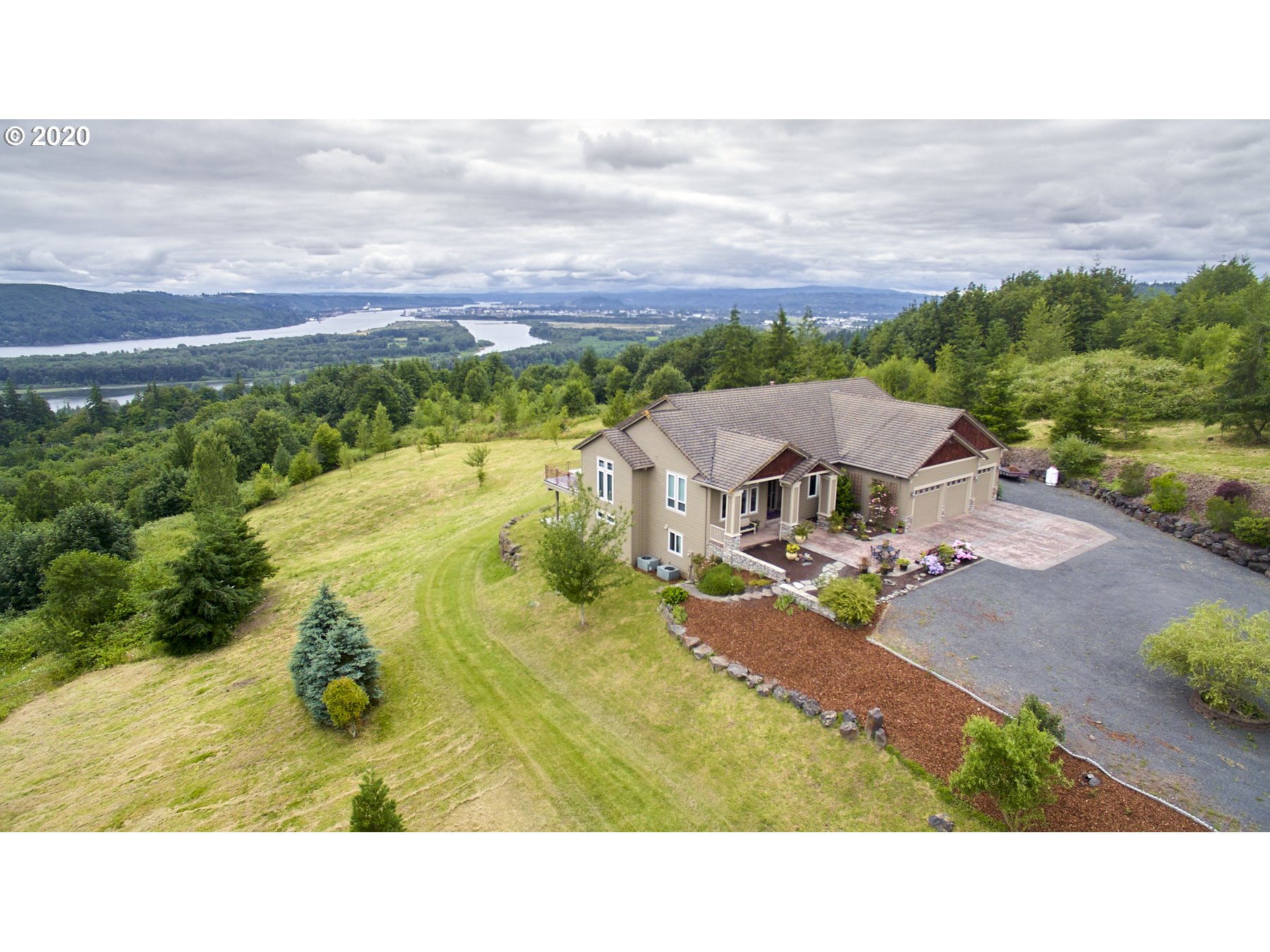 257 Golden Eagle Road Kelso, WA 98626 - Photo 3 of 32